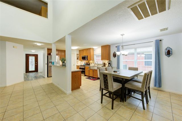 10338 E Summit Canyon Drive, Houston, TX 77095