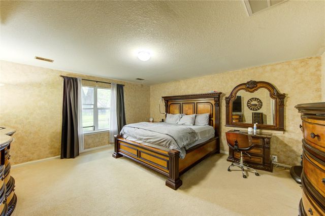 10338 E Summit Canyon Drive, Houston, TX 77095