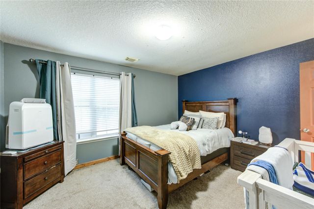 10338 E Summit Canyon Drive, Houston, TX 77095