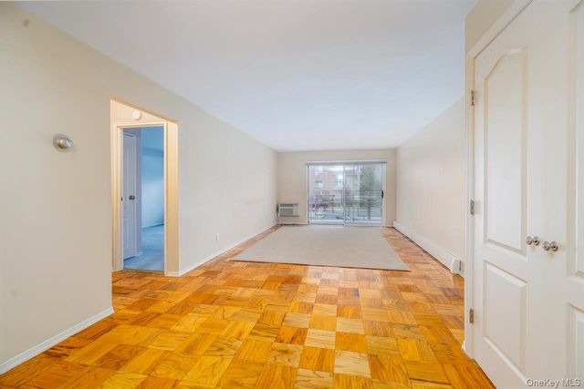 90 South Park B1, Rockville Centre, NY 11570