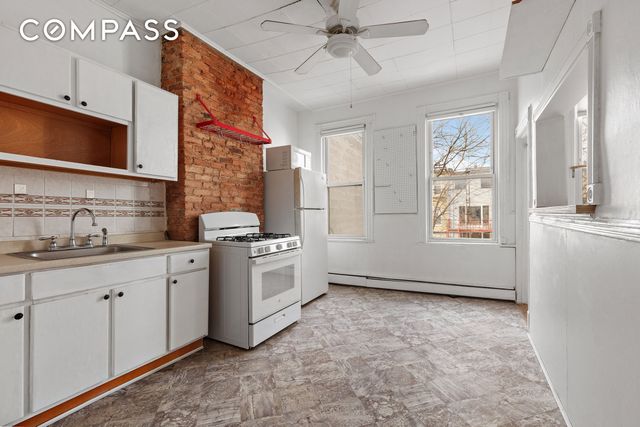 318 21st Street, New York City, NY 11215