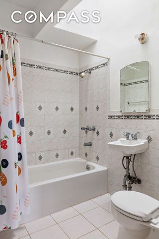 318 21st Street, New York City, NY 11215