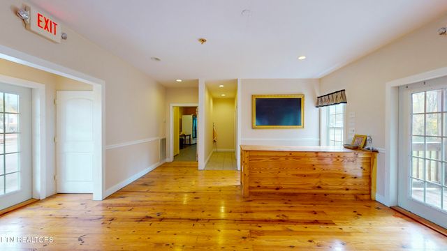 390 Cherohala Skyway, Tellico Plains, TN 37385