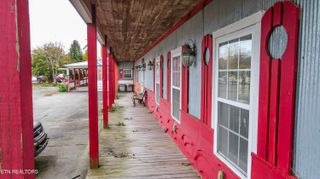 390 Cherohala Skyway, Tellico Plains, TN 37385