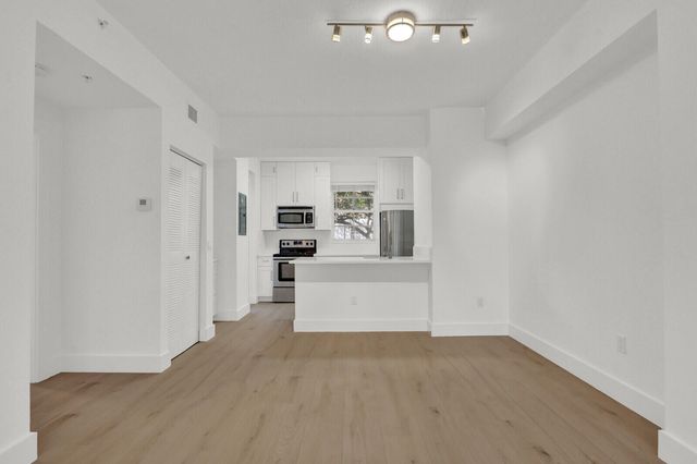 4903 Chancellor Drive 13, Jupiter, FL 33458