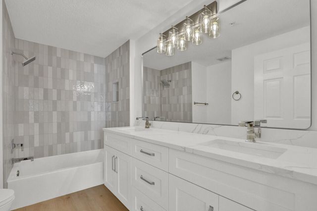 4903 Chancellor Drive 13, Jupiter, FL 33458