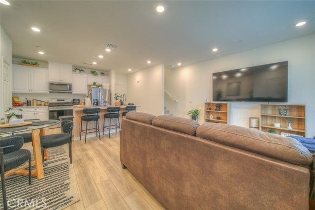 3981 E Huntington, Ontario, CA 91761