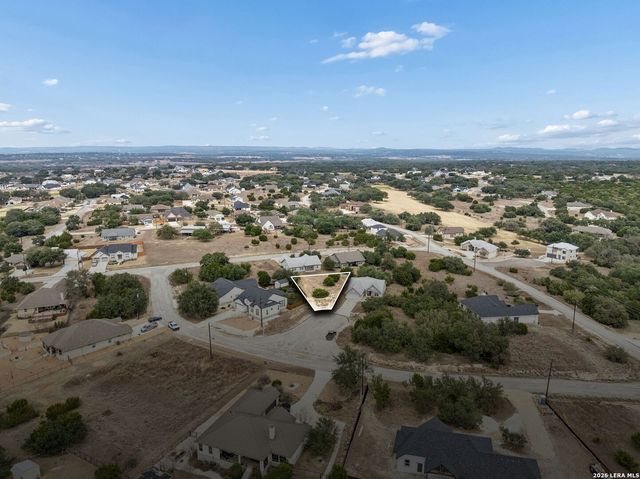 103 LH MABBITT, Blanco, TX 78606
