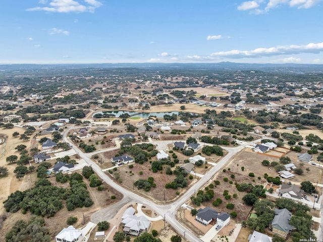103 LH MABBITT, Blanco, TX 78606
