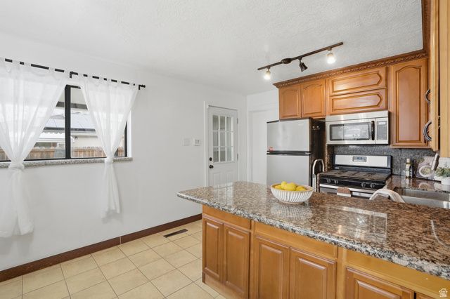 4971 S 4900 W, Kearns, UT 84118