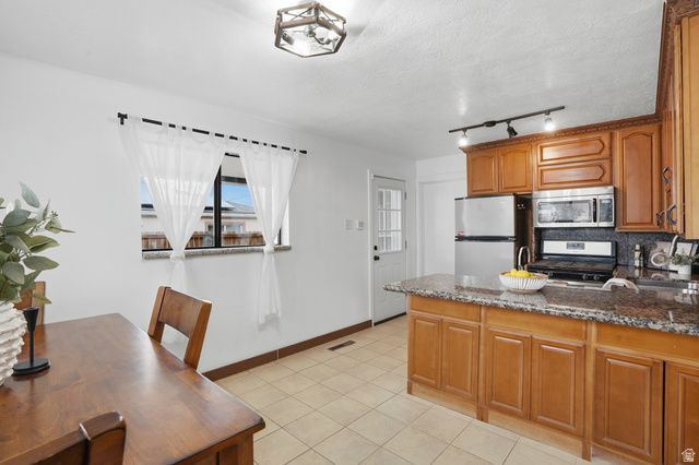 4971 S 4900 W, Kearns, UT 84118