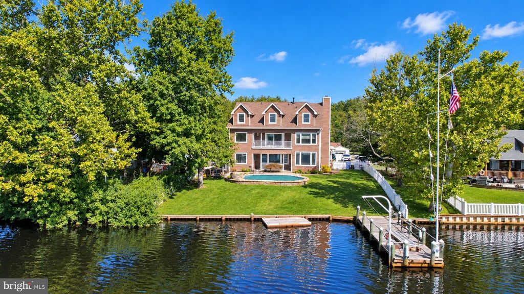 1124 ROUTE 542, EGG HARBOR CITY, NJ 08215 — exterior