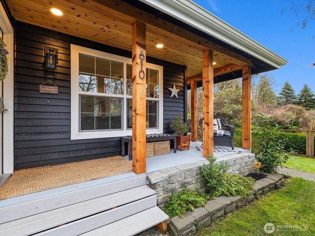 610 Logan Road, Lynnwood, WA 98036