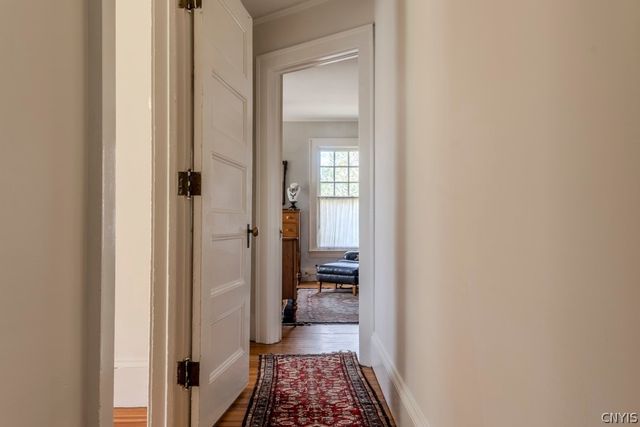 10 Brattle Road, Syracuse, NY 13203