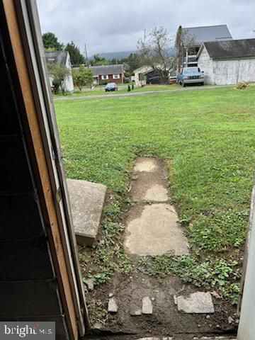 924 W 6TH ST, Lewistown, PA 17044