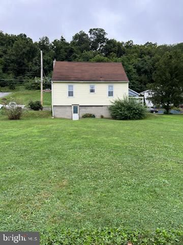 924 W 6TH ST, Lewistown, PA 17044