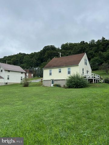 924 W 6TH ST, Lewistown, PA 17044