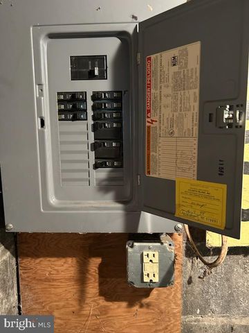 924 W 6TH ST, Lewistown, PA 17044