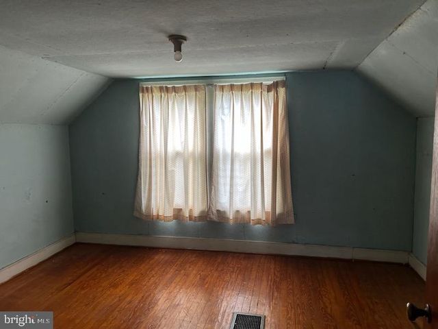 924 W 6TH ST, Lewistown, PA 17044