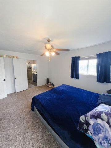 1129 Greenwood Drive, Bakersfield, CA 93306