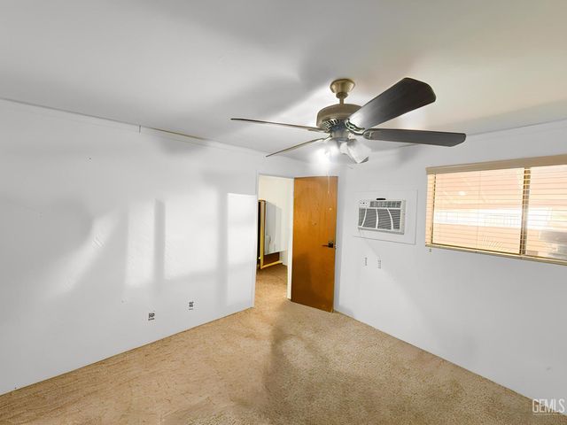 1129 Greenwood Drive, Bakersfield, CA 93306