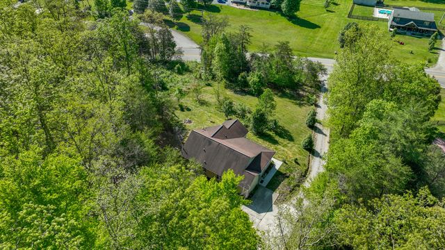 6111 N Wilderness Road, Mt Vernon, KY 40456