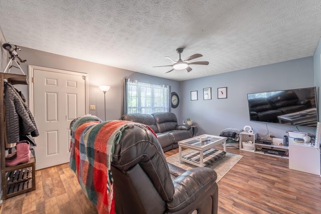 6111 N Wilderness Road, Mt Vernon, KY 40456