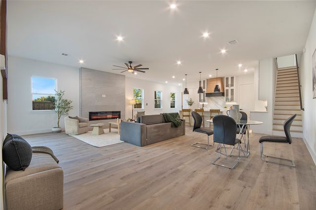 2005 Hearne Avenue, Dallas, TX 75212