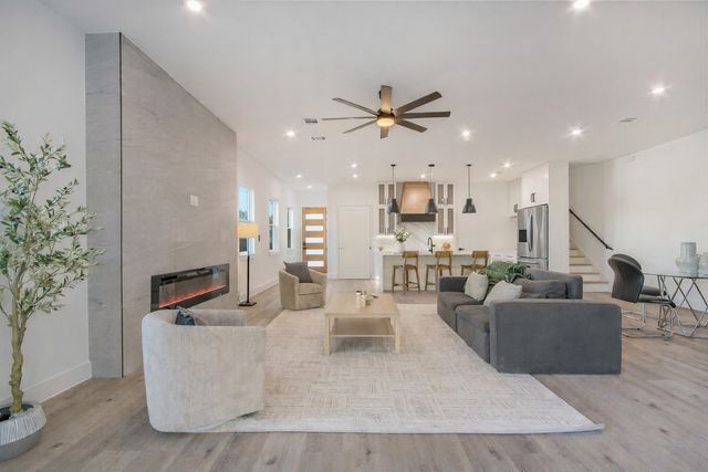 2005 Hearne Avenue, Dallas, TX 75212