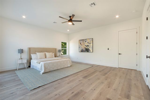 2005 Hearne Avenue, Dallas, TX 75212