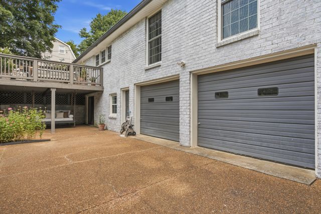 503 Holly Hill Ct, Nashville, TN 37221