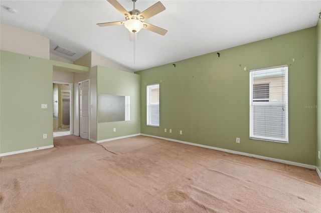 9238 SEA OAKS COURT, Seminole, FL 33776