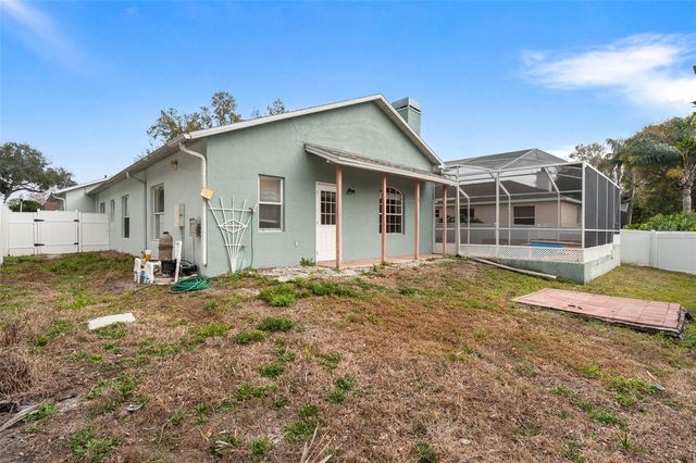 9238 SEA OAKS COURT, Seminole, FL 33776