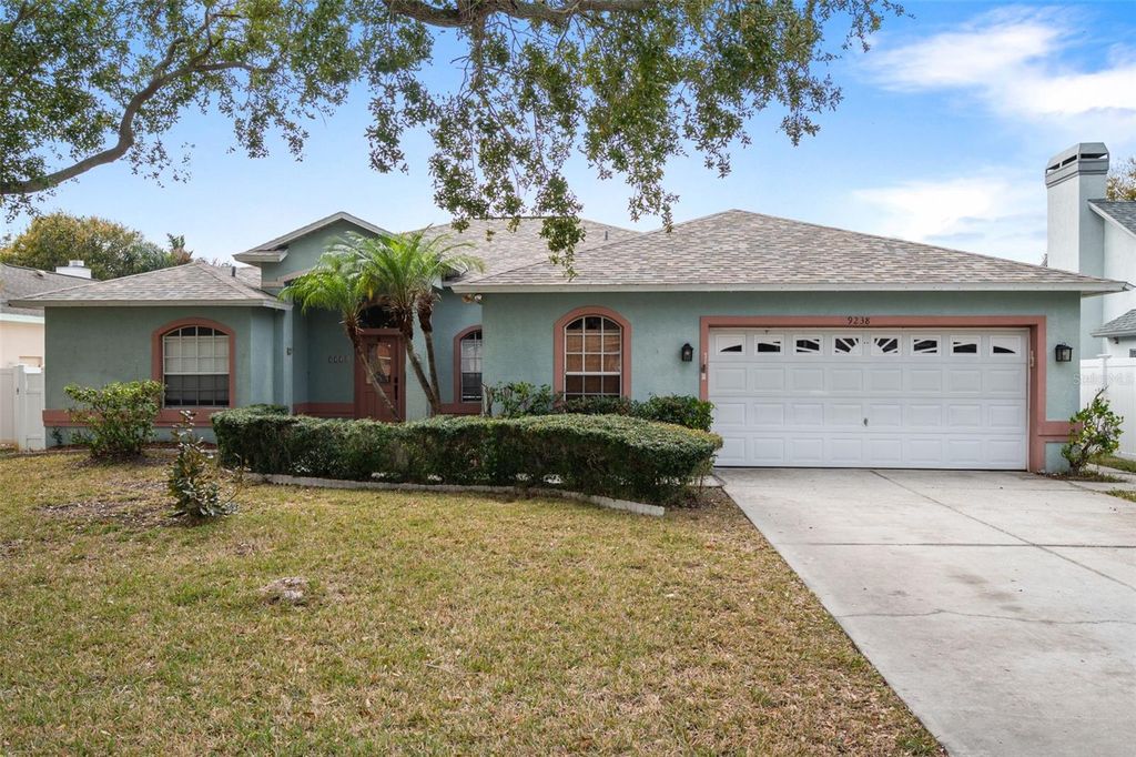 9238 SEA OAKS COURT, Seminole, FL 33776