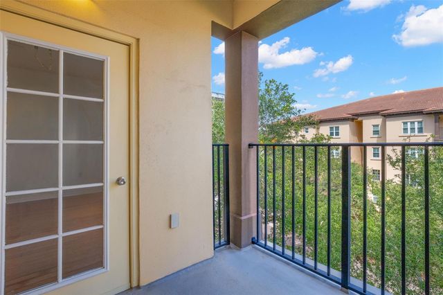 200 4TH AVENUE S 302, St Petersburg, FL 33701