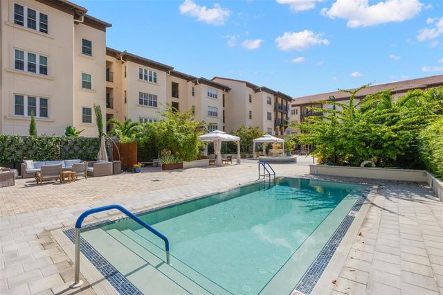 200 4TH AVENUE S 302, St Petersburg, FL 33701