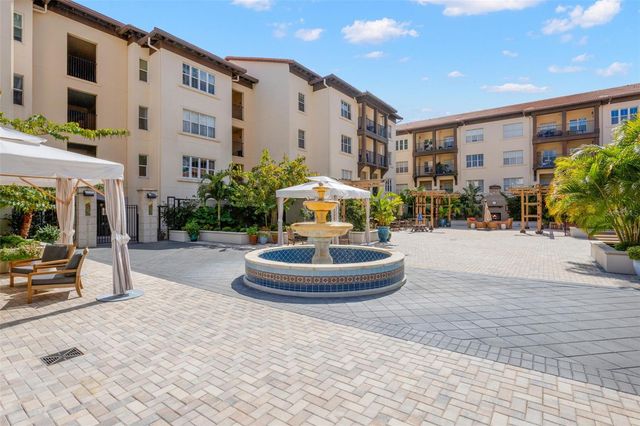200 4TH AVENUE S 302, St Petersburg, FL 33701