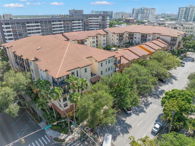 200 4TH AVENUE S 302, St Petersburg, FL 33701