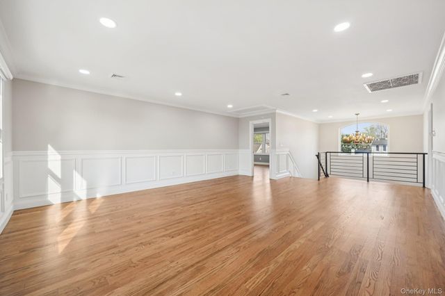 129 Tardy Lane S, Wantagh, NY 11793