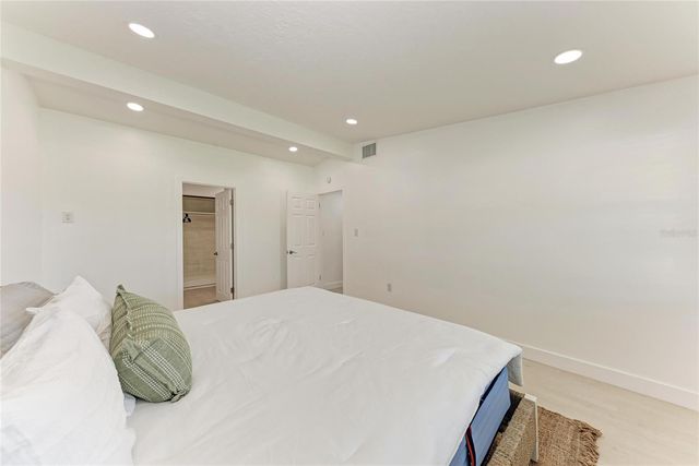 6931 MAGELLAN WAY, Sarasota, FL 34243