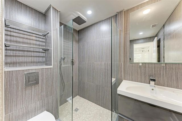 6931 MAGELLAN WAY, Sarasota, FL 34243