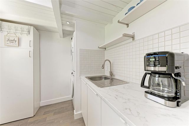 6931 MAGELLAN WAY, Sarasota, FL 34243