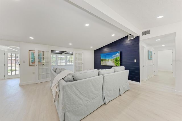 6931 MAGELLAN WAY, Sarasota, FL 34243