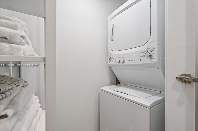 460 NE 28th St 2502, Miami, FL 33137