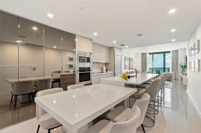 460 NE 28th St 2502, Miami, FL 33137