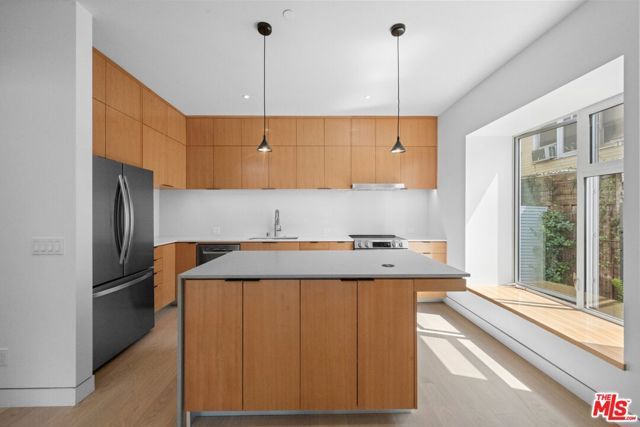 1227 23rd Street A, Santa Monica, CA 90404