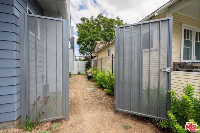 1227 23rd Street A, Santa Monica, CA 90404