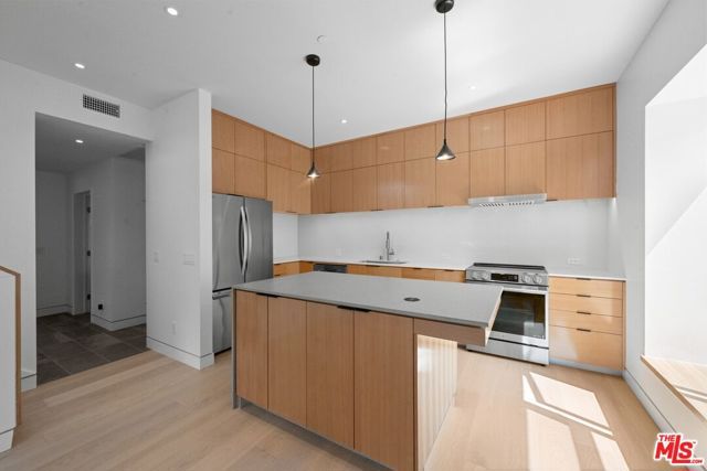1227 23rd Street A, Santa Monica, CA 90404