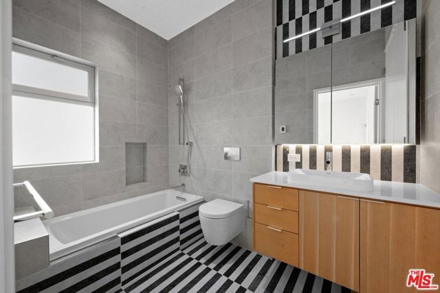 1227 23rd Street A, Santa Monica, CA 90404