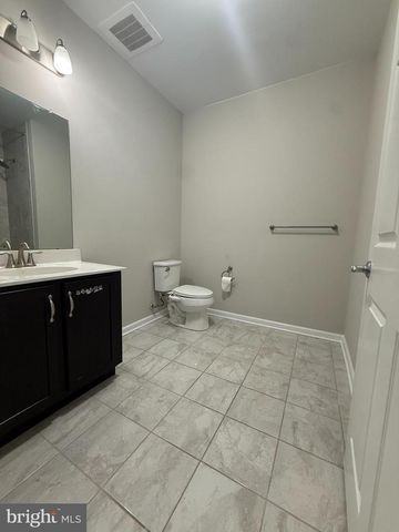 1136 HALIFAX PL, Hamilton, NJ 08619